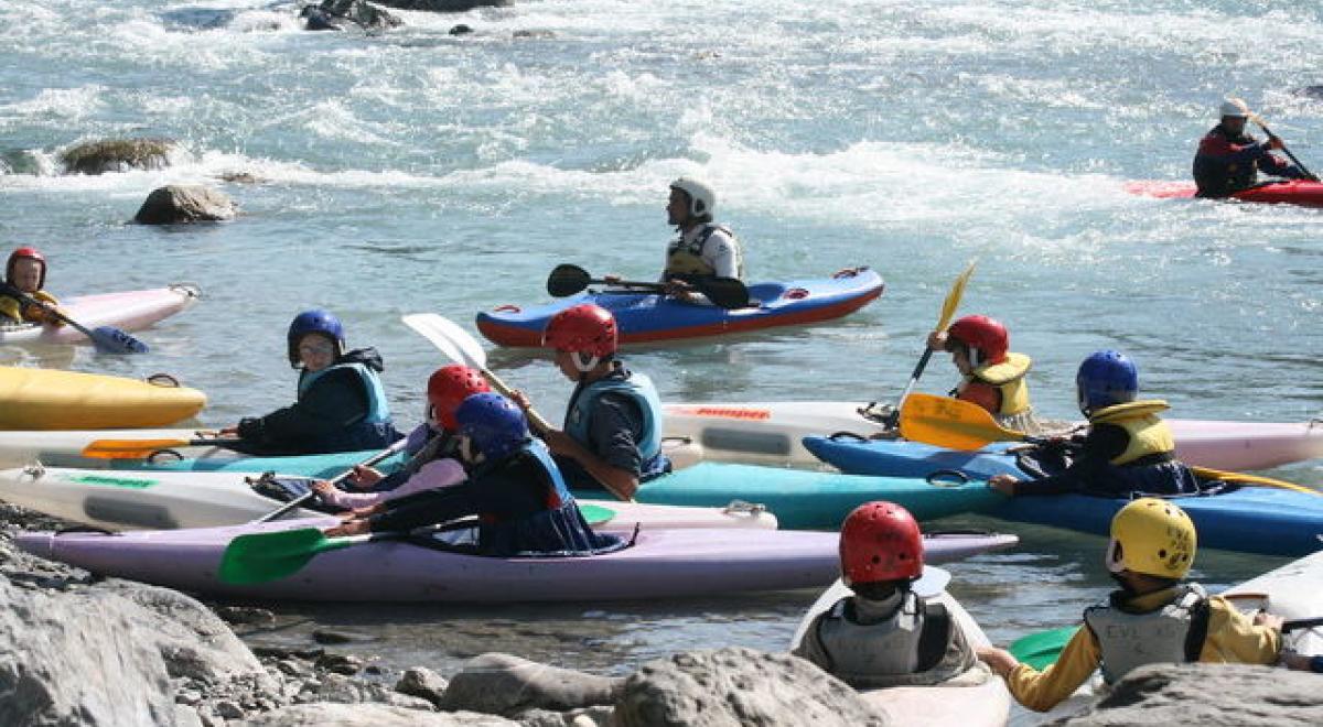 Club Canoë-Kayak EAU VIVE EMBRUN EMBRUN - Club Canoë-Kayak EAU VIVE EMBRUN EMBRUN Club Canoë-Kayak EAU VIVE EMBRUN EMBRUN - Club Canoë-Kayak EAU VIVE EMBRUN EMBRUN