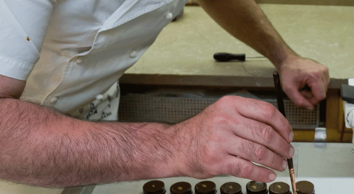 Pâtisserie chocolaterie Eyriey EMBRUN - Pâtisserie chocolaterie Eyriey EMBRUN Pâtisserie chocolaterie Eyriey EMBRUN - Pâtisserie chocolaterie Eyriey EMBRUN