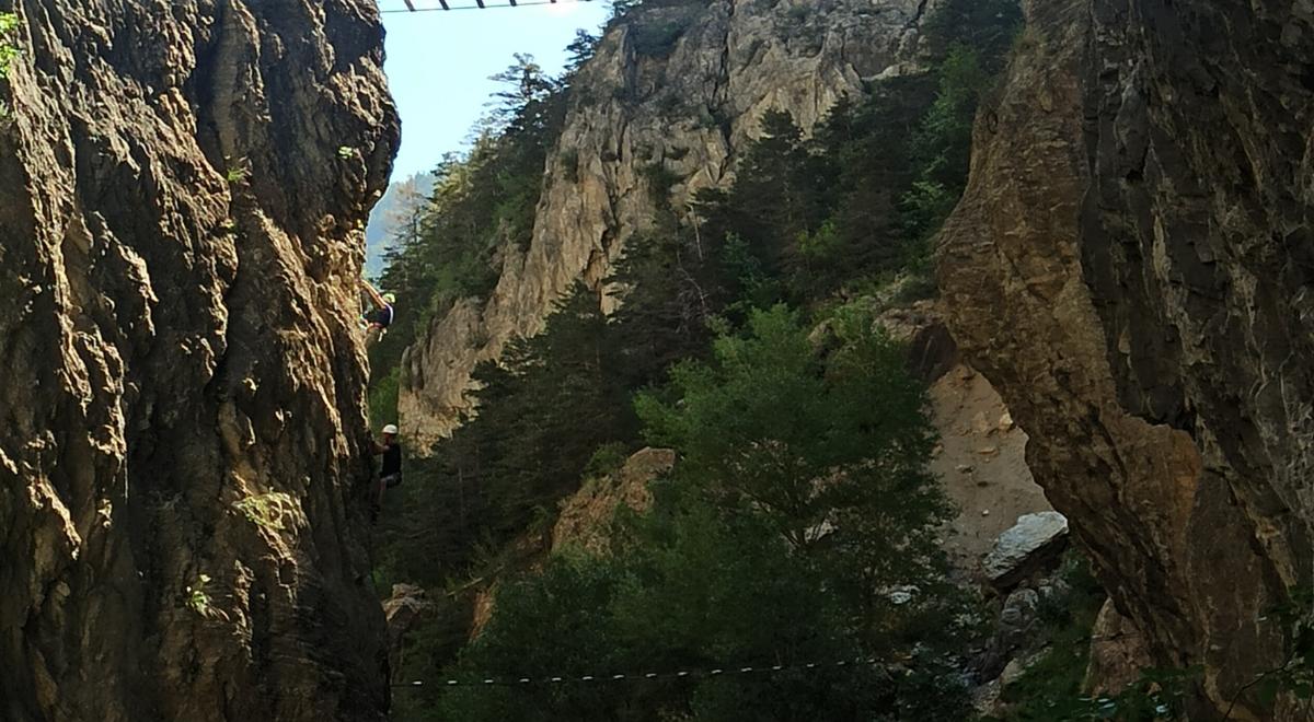 Elements EMBRUN - Elements EMBRUN Elements EMBRUN - Elements EMBRUN