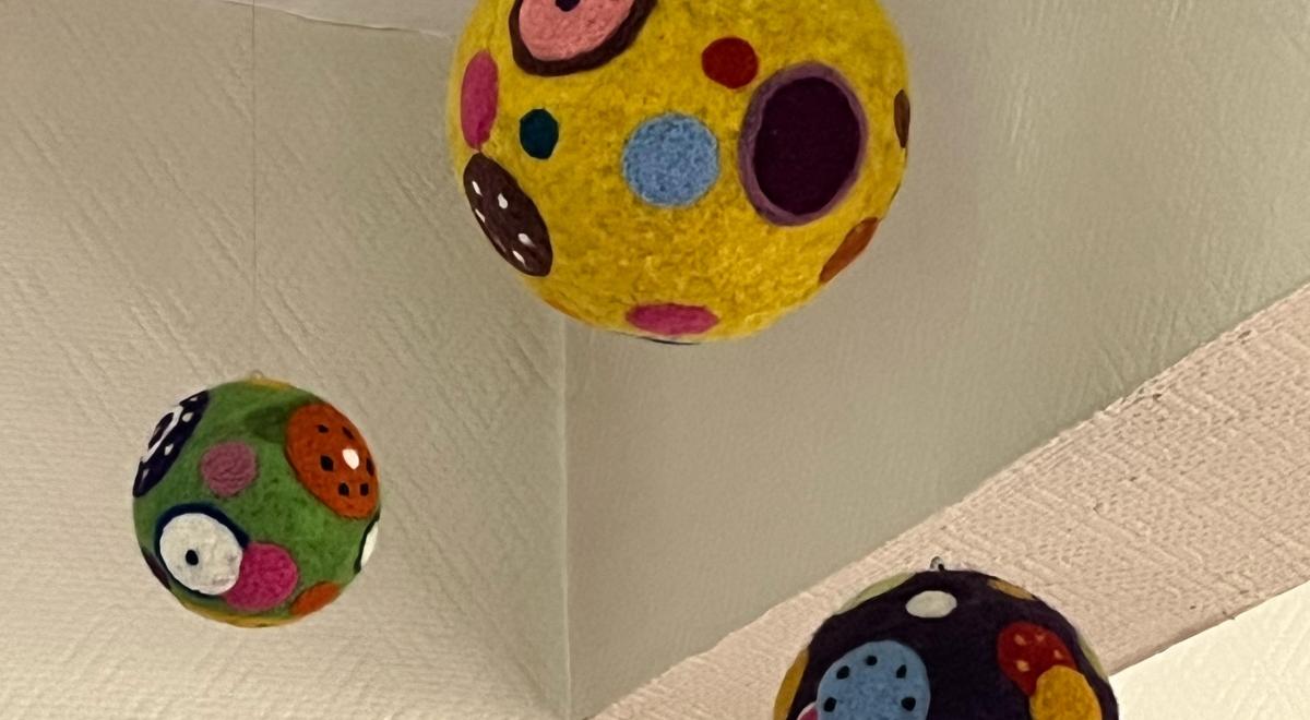 La Caverne aux merveille EMBRUN - Mobile en scène - La Caverne aux merveille EMBRUN - Mobile en scène