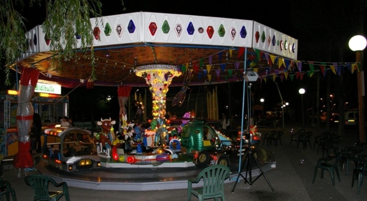 Manège enfantin &quot;Le BIDIBULLE&quot; - Manège enfantin &quot;Le BIDIBULLE&quot;