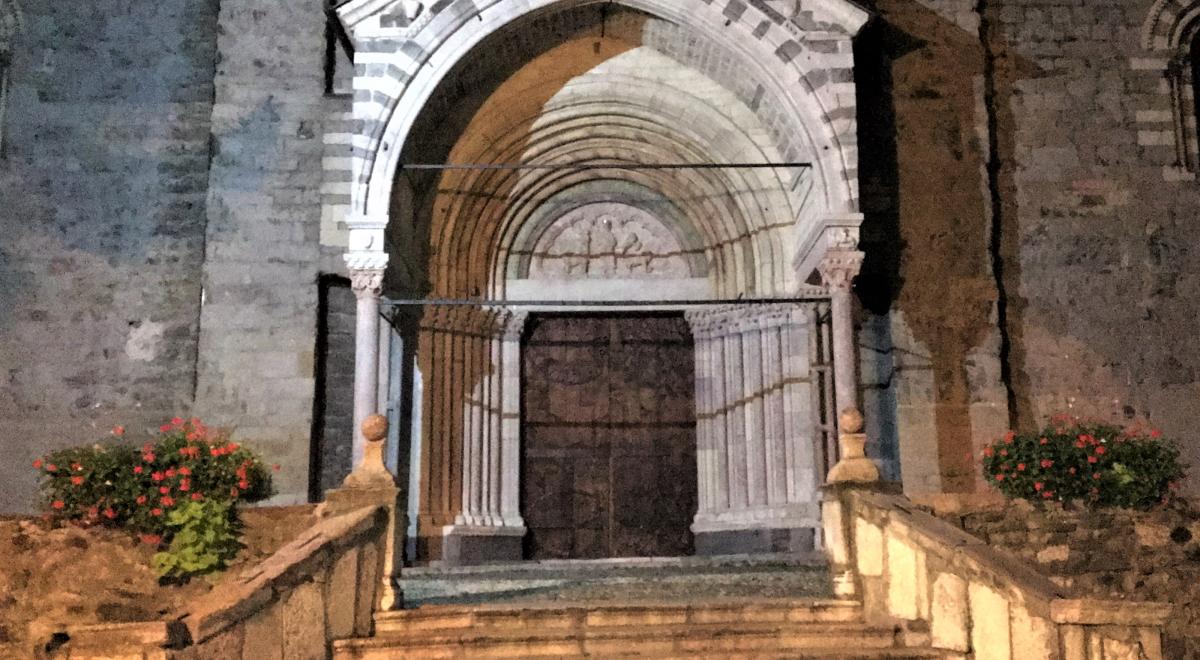 Visite nocturne, guidée et contée : Embrun d'ombre &amp; de lumière_Embrun