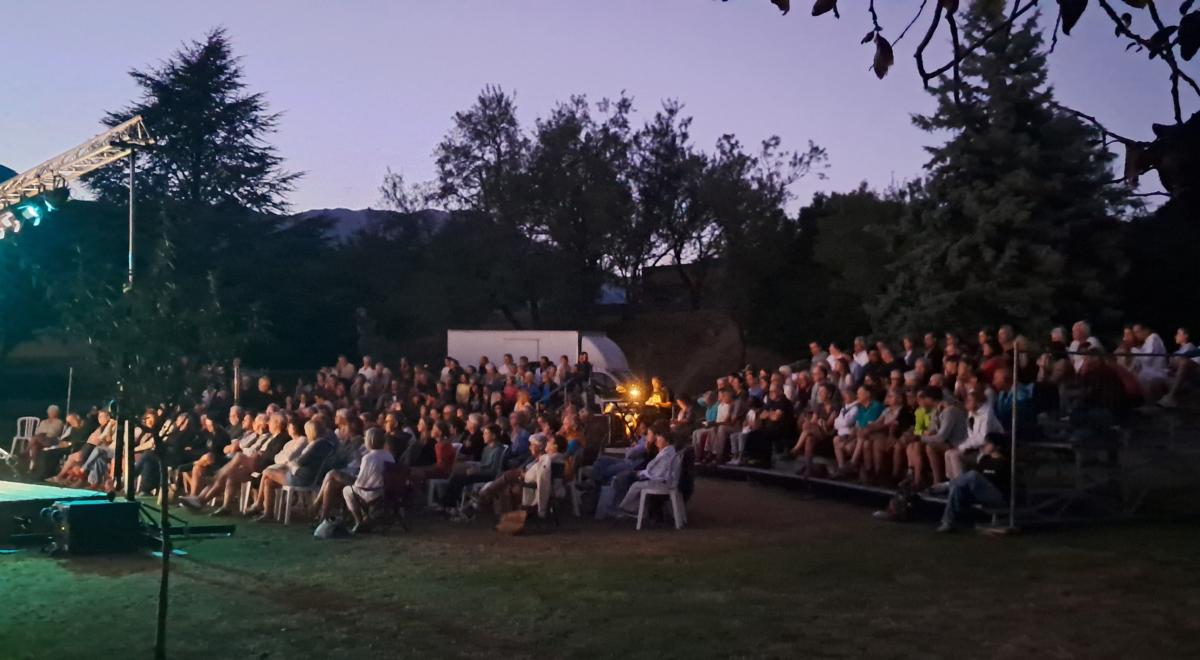 Festival Théatre de verdure - L'arnaqueuse_Embrun