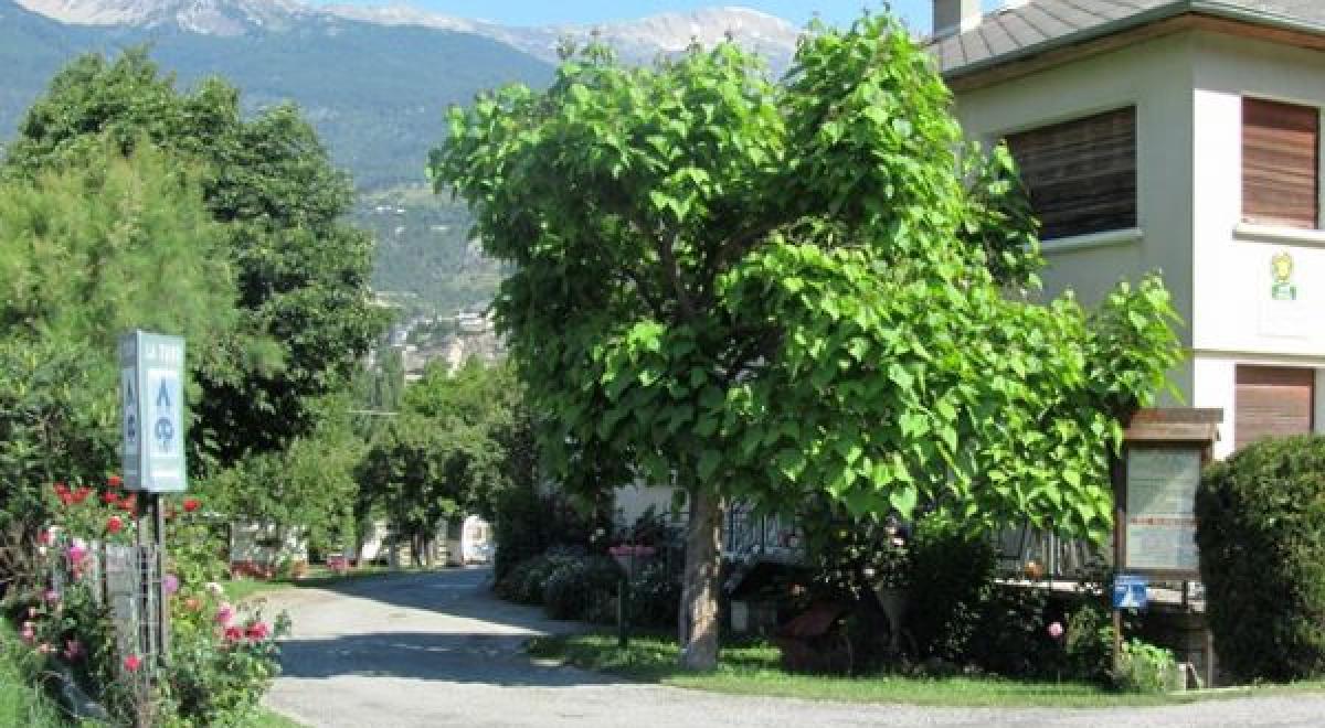 Camping La Tour EMBRUN - Camping La Tour EMBRUN