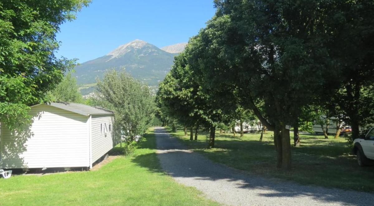 Camping La Tour EMBRUN - Camping La Tour EMBRUN
