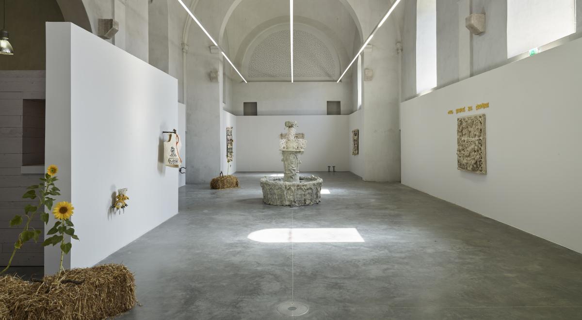 Vue de l’exposition Une androsace, Vénus et ses berger·es, Centre d’art contemporain Les Capucins, Ville d’Embrun, 2025 - Vue de l’exposition Une androsace, Vénus et ses berger·es, Centre d’art contemporain Les Capucins, Ville d’Embrun, 2025