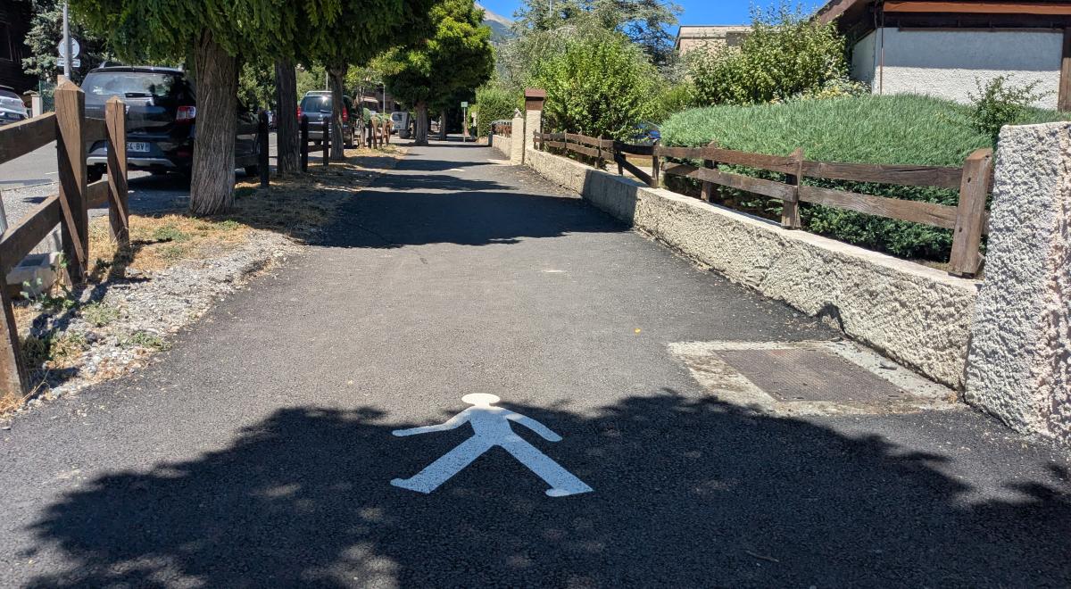 Rue des Acacias embrun Rue des Acacias embrun