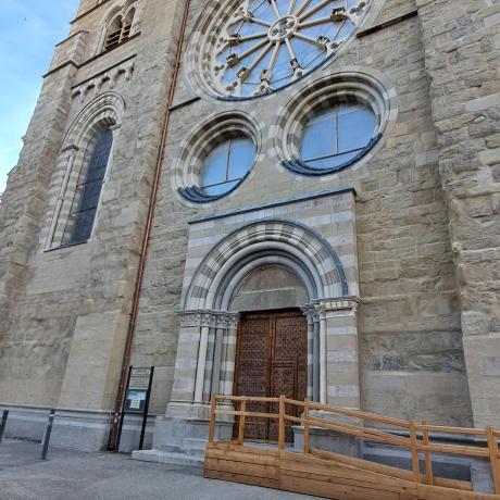 Inauguration de la façade ouest de la Cathédrale Notre-Dame du Réal_Embrun