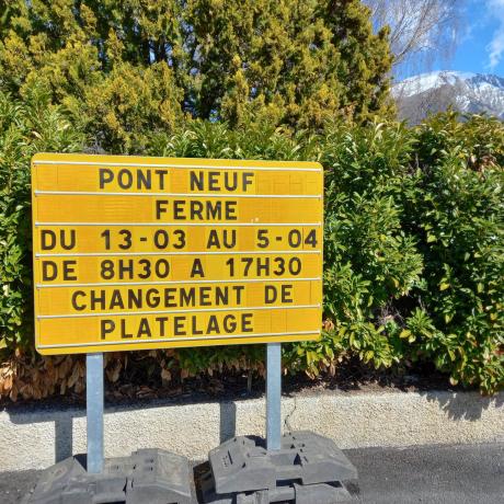 pont neuf travaux mars 2023.jpg